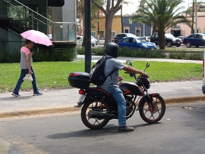 Responsabilidad. Sean motocicletas, carros, vehículos no motorizados o incluso como peatones, es responsabilidad de las personas saber cómo andar de manera adecuada y, si se requiere, qué equipo se debe usar para evitar accidentes.
