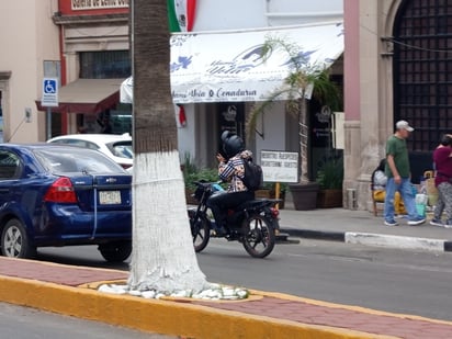 Señaléticas. Tanto para los peatones como para los carros, estas son esenciales para andar con seguridad en las calles.