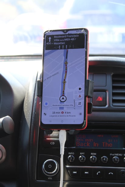 Hora Pico. El tráfico ha sido un gran factor para el aumento de las tarifas, pues ha aumentado más de lo normal.