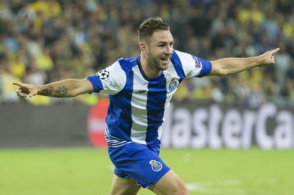 Tras su paso como jugador, Layún ahora se dedica al análisis deportivo de manera profesional.