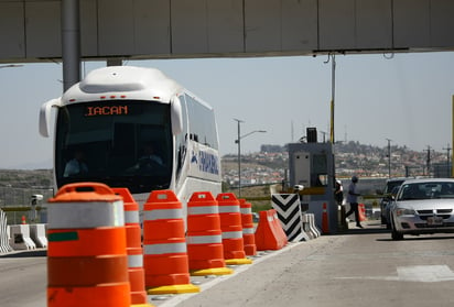 Autobuses de pasajeros deberán pagar una nueva cuota en casetas de Durango-Mazatlán. 