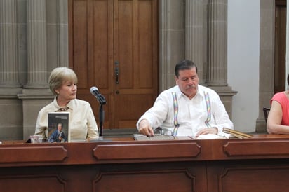 El escritor duranguense Óscar Giménez Luna forma parte de la organización de este coloquio.