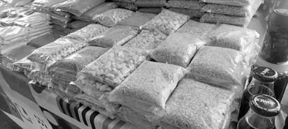 Venta. Poca gente compra los productos para preparar la comida de Cuaresma.