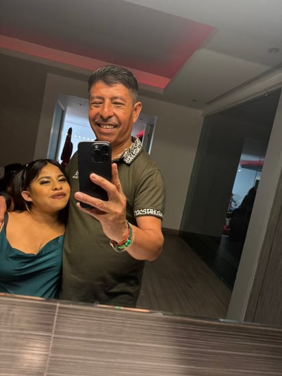 Lupita y su pareja 'Medellín'.
