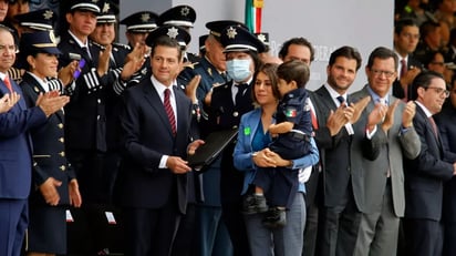 En vida, Morales fue reconocido en múltiples ocasiones por su valentía, al grado que adquirió el mote de 'El Héroe'.