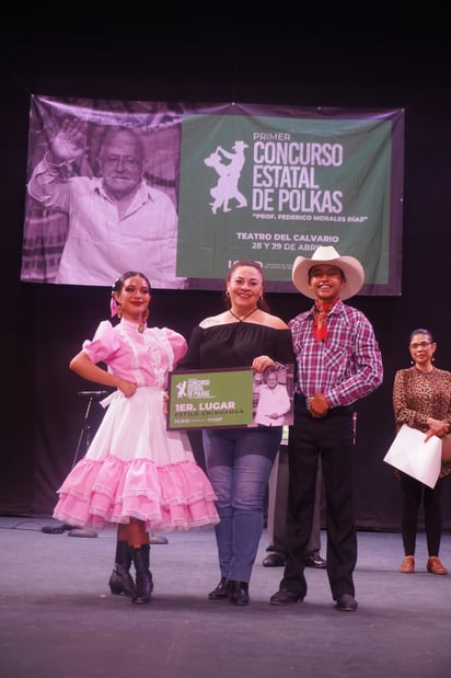 El concurso constó de dos etapas, la primera de ellas, una fase eliminatoria en el Teatro del Calvario 'Lilia Santaella'.