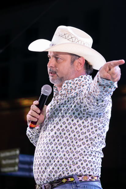 Aceptación. Los duranguenses han recibido positivamente este festival al llenar la Plaza de Armas con su presencia.