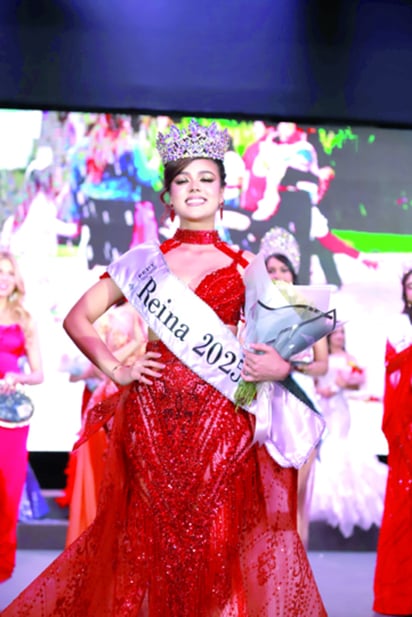 Al lugar acudieron decenas de duranguenses para apoyar a las distintas candidatas.