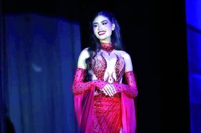 Como princesa real fue elegida Alexandra Reyes, originaria del municipio de Poanas.