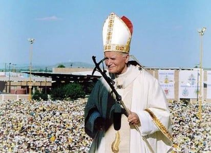 Único. A más de tres décadas de distancia, se recuerda la visita del único Papa que ha visitado Durango.

