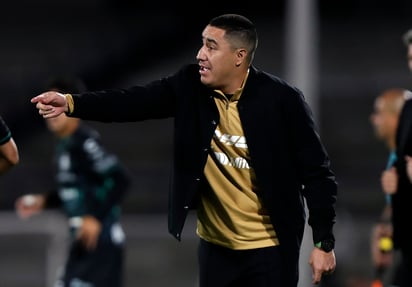 Arribando recientemente al cuadro universitario, Efraín Juárez deberá entregar resultados, pese a que no podrá buscar refuerzos.