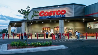 El Costco construido recientemente en Torreón, Coahuila, es a fecha de escrito este artículo, el más grande de todo México.