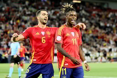 Mikel Merino y Nico Williams, los goleadores indiscutibles de la primera mitad.