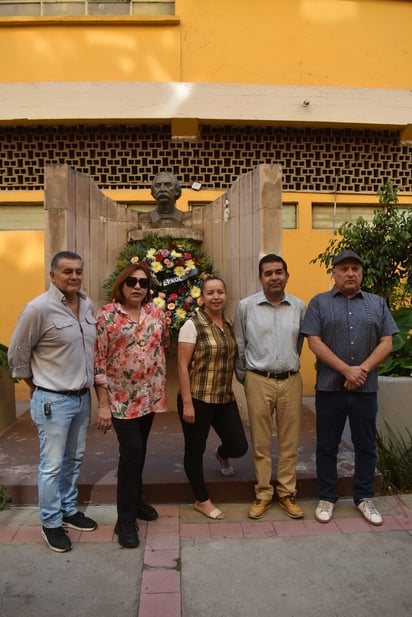 Presencia. La Asociación de Periodistas y Profesionales de la Comunicación ha encabezado este evento desde hace más de 12 años; en la foto, expresidentes y la Presidenta actual.