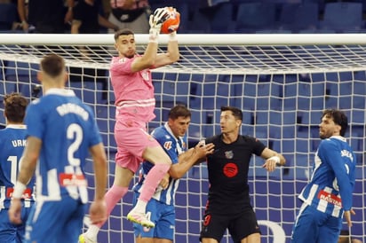 García demostró ser uno de los porteros más destacados en el campeonato ibérico, y sus actuaciones ante su actual equipo lo demuestran.