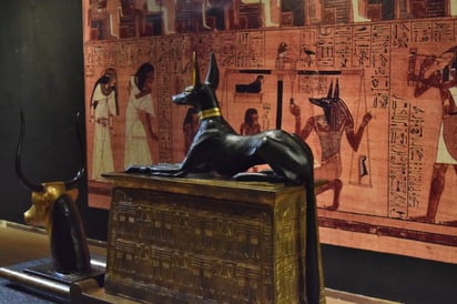 Diversas piezas de origen arquitectónico y con significado histórico estarán presentes en esta muestra.