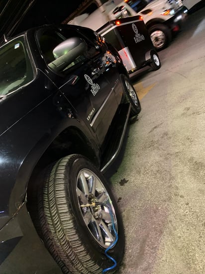 La camioneta en la que salió Grupo Fugitivo.