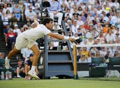 Dato. Alcaraz ha ganado dos Wimbledon en el pasado, y con este torneo busca su tercer campeonato Grand Slam en tierras británicas.