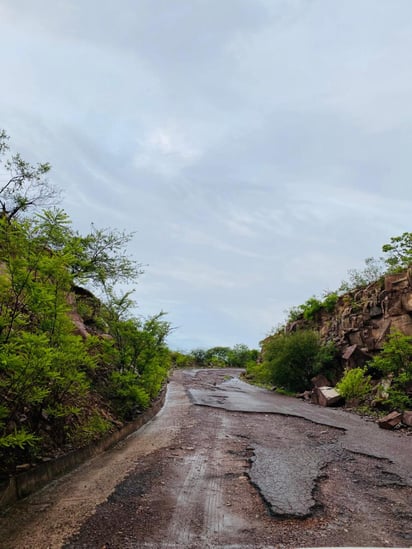 Atención. Son necesarias carreteras de buena calidad y mantenimiento constante.