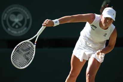 A momento de escrito este artículo, Iga Świątek y Belinda Bencic se están disputando el segundo boleto para la final individual femenil.