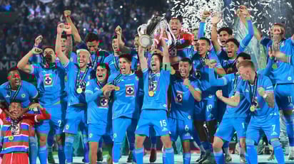 De manera inesperada y ante todo pronóstico, Cruz Azul logró la Concachampions en su pasado torneo, manteniendo una plantilla sólida.