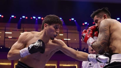 Ya en su primera pelea como profesional, Marco Verde destacó al mostrar garra y talento.