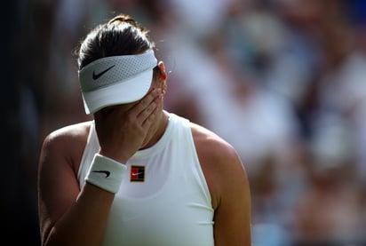 La estadounidense estuvo lejísimos de su mejor versión, marcando una de las actuaciones más débiles de Wimbledon en tiempos recientes.