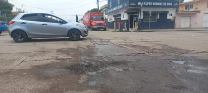 Calle Mitla, esquina con Tule.