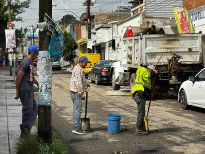 Labores de bacheo en algún punto de la ciudad.