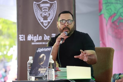 El fútbol como vehículo para entender el presente: así se planteó el número especial de Siglo Nuevo durante su presentación en Durango.