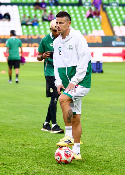 Regreso. Aunque con derrota, James Rodríguez se hizo presente en el partido final de la jornada.