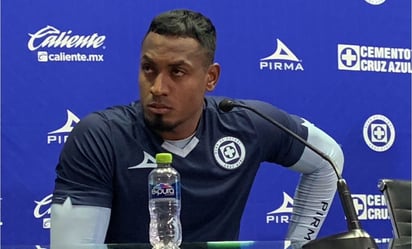 El mejor defensa de La Máquina Celeste, y líder de la saga defensiva, es el colombiano Willer Ditta.