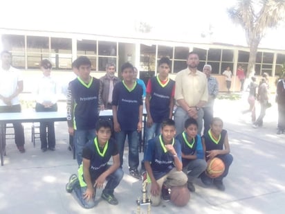 Antes del accidente. En la secundaria empezó a participar en torneos.