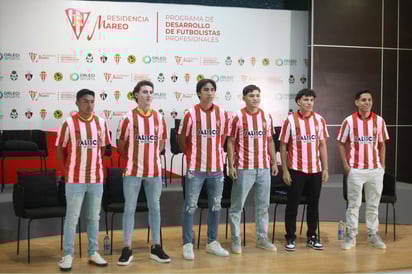 El conjunto Gijonese ha apostado por muchos juveniles mexicanos, desde la compra por parte de Grupo Orlegi.