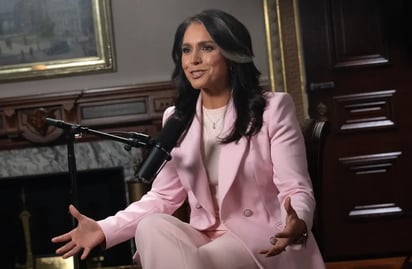 Captura de pantalla del podcast en donde Gabbard, de manera relativamente abierta, dijo que los extraterrestres podrían ser reales.