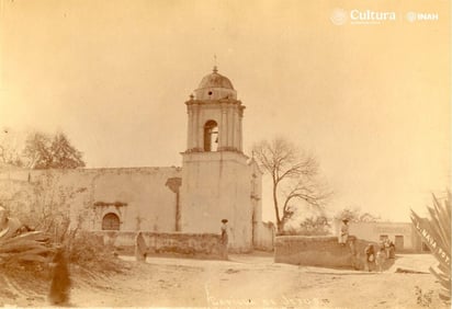 Templo de Jesús Nazareno
Principios del siglo XX, parte del Catálogo General y Fototeca Centro INAH Durango.