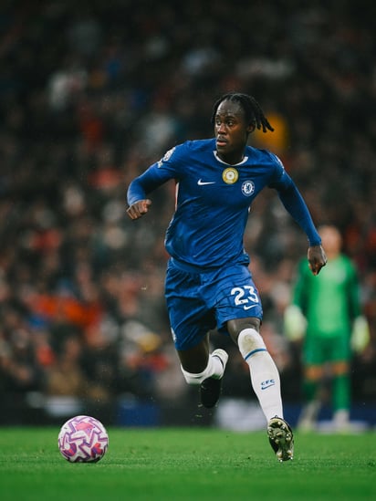 Chalobah fue el héroe anónimo del Chelsea, pero su tanto no fue suficiente para rescatar a los londinenses de su primera derrota en la actual temporada.