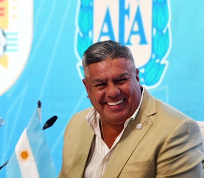 El 'Chiqui' Tapia fue quien oficializó el encuentro ante la Selección Mexicana.