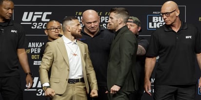 Así se vivió el tenso pesaje entre 'The Machine' y 'The Sandman'.