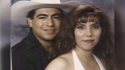 Fotografía de Abel Revilla Ochoa junto a su esposa, Cecilia, quien vería el horror de su marido de primera mano.