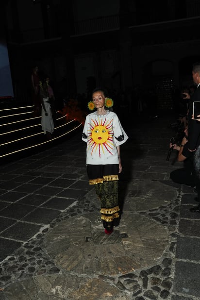 Como invitada especial estuvo la actriz colombiana Paulina Dávila.