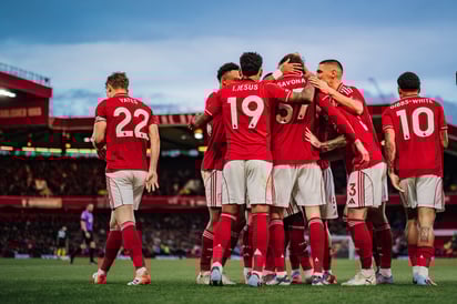 El Forest, ahora al mando de Sean Dyche, no dio tregua y estuvo cerca de quedarse con los tres puntos.