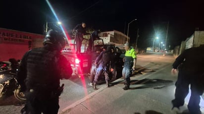 Presencia. El operativo inició poco después de las 19:00 horas con 200 elementos de la Dirección Municipal de Seguridad Pública.