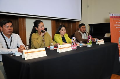 El Congreso Internacional Yutoazteca continúa como un espacio clave para el diálogo académico y cultural.