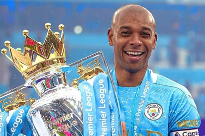 El mediocampista carioca dejó su huella en el corazón del Manchester City, brillando en el mediocampo desde su llegada hasta el día en que se despidió de la Premier League.