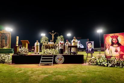 Mensaje. El Arzobispo exhortó a niños y adultos a fortalecer su fe.
