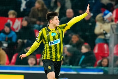 Dastan Satpaev recortó distancias e hizo ilusionar al conjunto kazajo con la remontada, pero no fue suficiente.