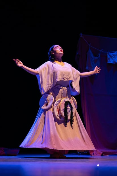 Zulia, la protagonista, emprende un viaje interior guiada por la figura ancestral de La Loba.