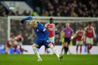 Garnacho firmó doblete y dio una esperanza momentánea a los Blues, pero no fue suficiente.