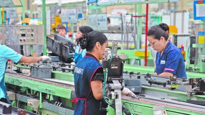 Peligro. La manufactura, la maquila y el sector exportador figuraron entre las actividades con mayor pérdida de puestos en 2025.